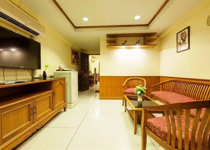 Grand Mandarin Latphrao 130 - No Parking