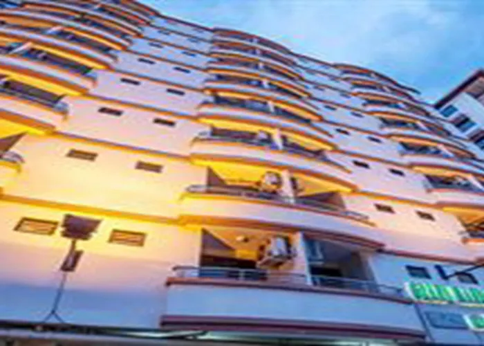 호텔 Grand Mandarin Latphrao 130 - No Parking